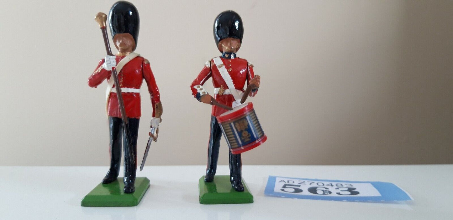 Britains ceremonial Scots guards band Buckingham palace 1:32 metal