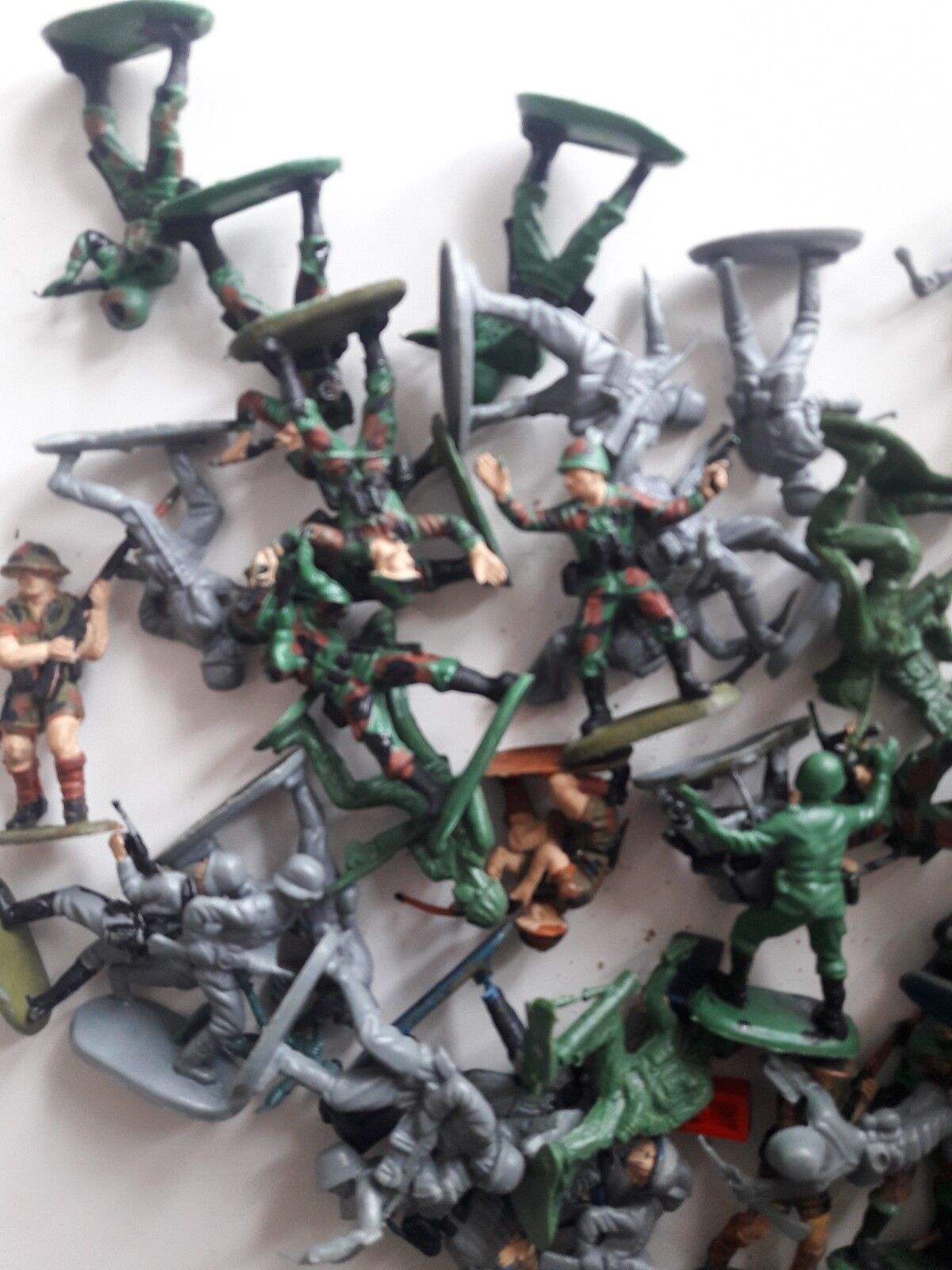 Airfix copies smaller than 1:32