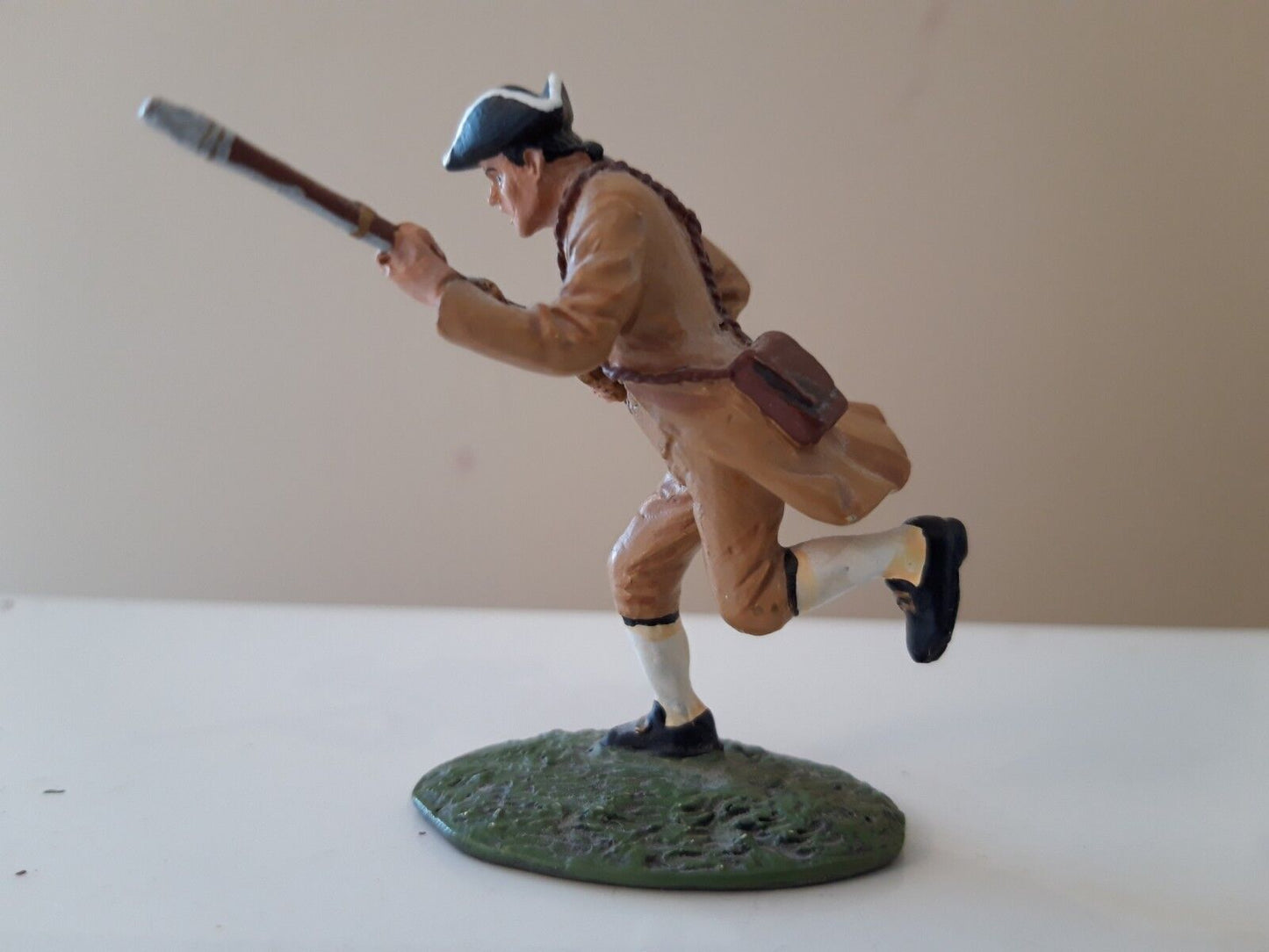 Britains awi American revolution 17236 minuteman 1:32