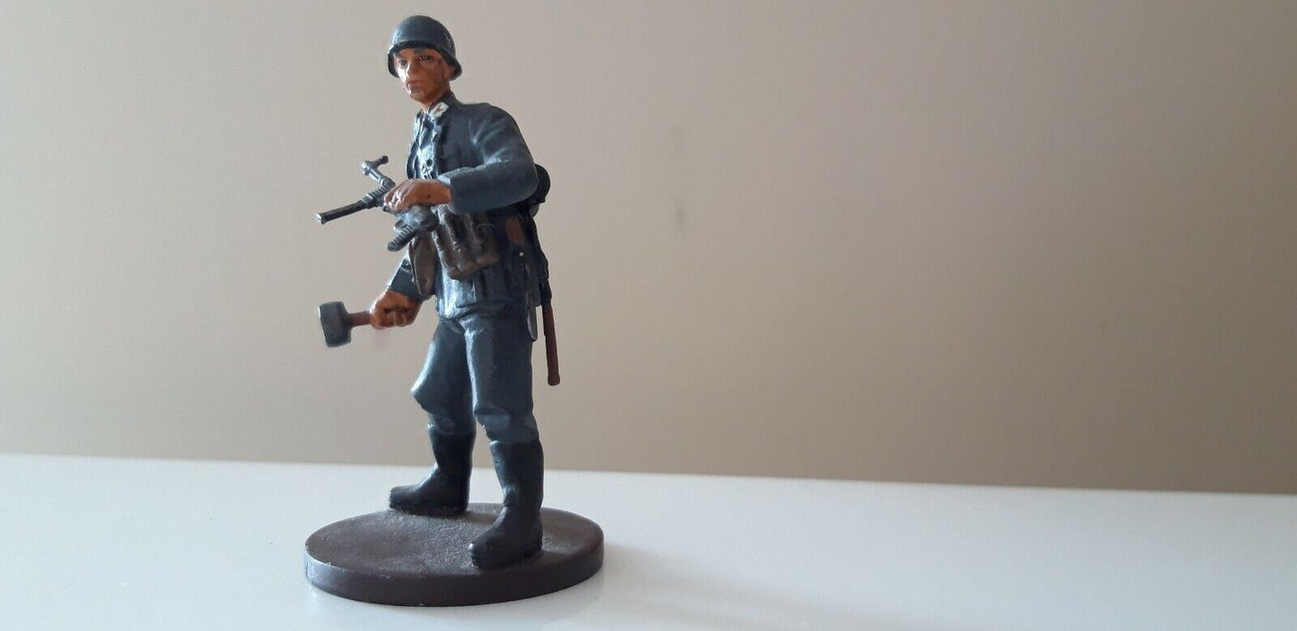 oryon ww2 German infantry 1:32 metal figures