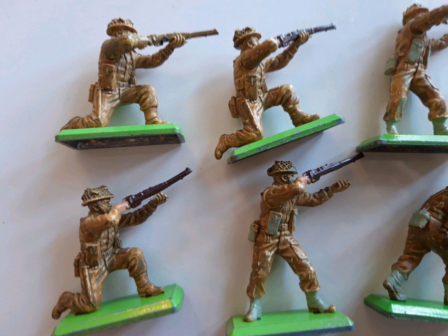 Britains deetail ww2 british army infantry first issue 1970s 1:32