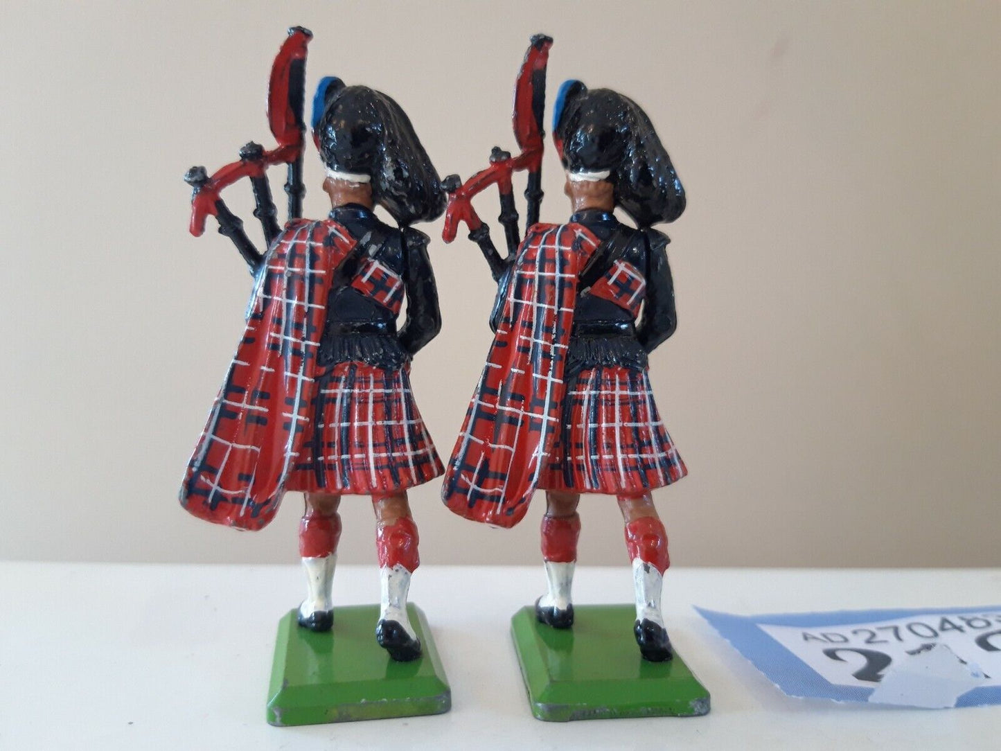 Britains ceremonial scots guards band pipers buckingham palace 1:32 1980s 212