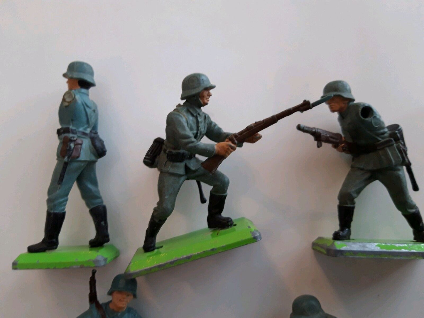 Britains deetail ww2 german army 1970s 1:32 b2 spares and repairs