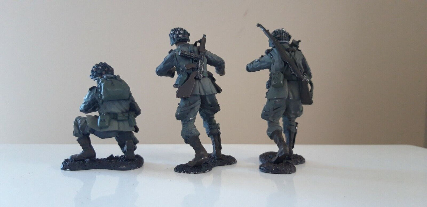 Collectors showcase ww2 us 101st airborne paras howitzer d-day arnhem cs00208