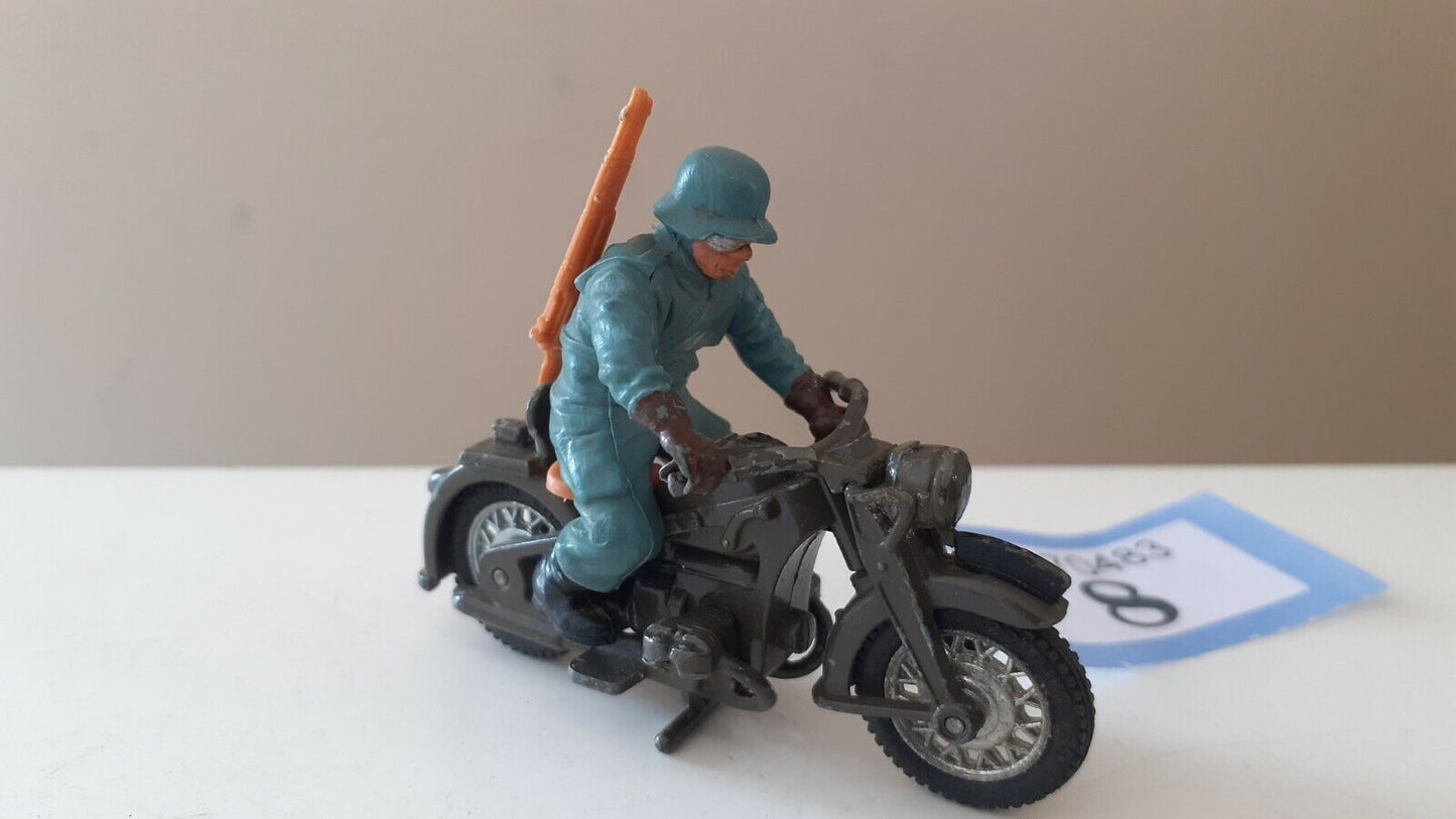 Britains deetail ww2 German bmw motorcycle motorbike 1970s 1:32 bkccw