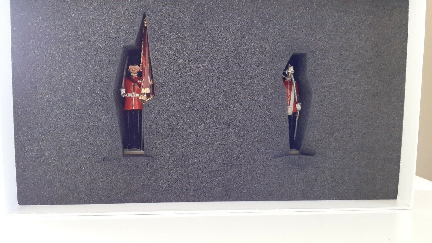 Britains ceremonial welsh guards 1:32 metal figure buckingham palace 40110