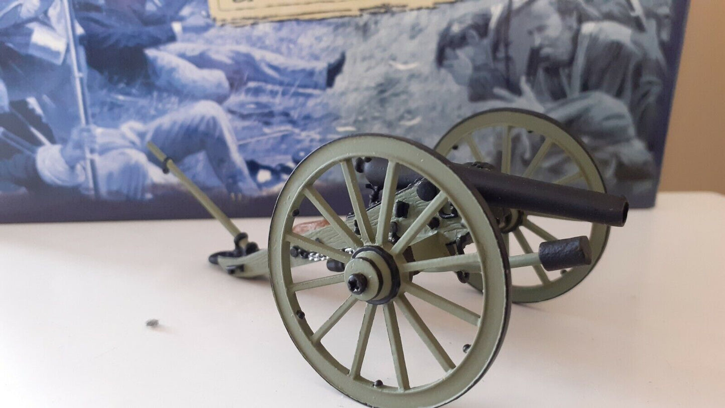 Britains 17244 acw forward with the colours artillery 2001 boxed 1:32