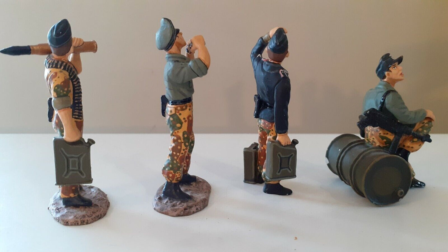 king and country early ws016 ww2 German panzer crew wittman 1:30 metal boxed