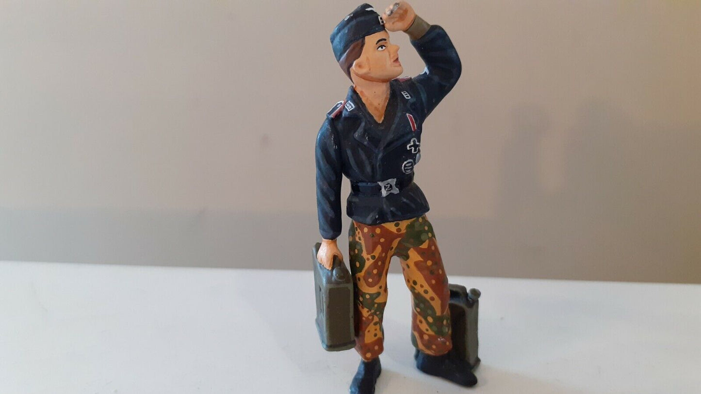 king and country early ws016 ww2 German panzer crew wittman 1:30 metal boxed