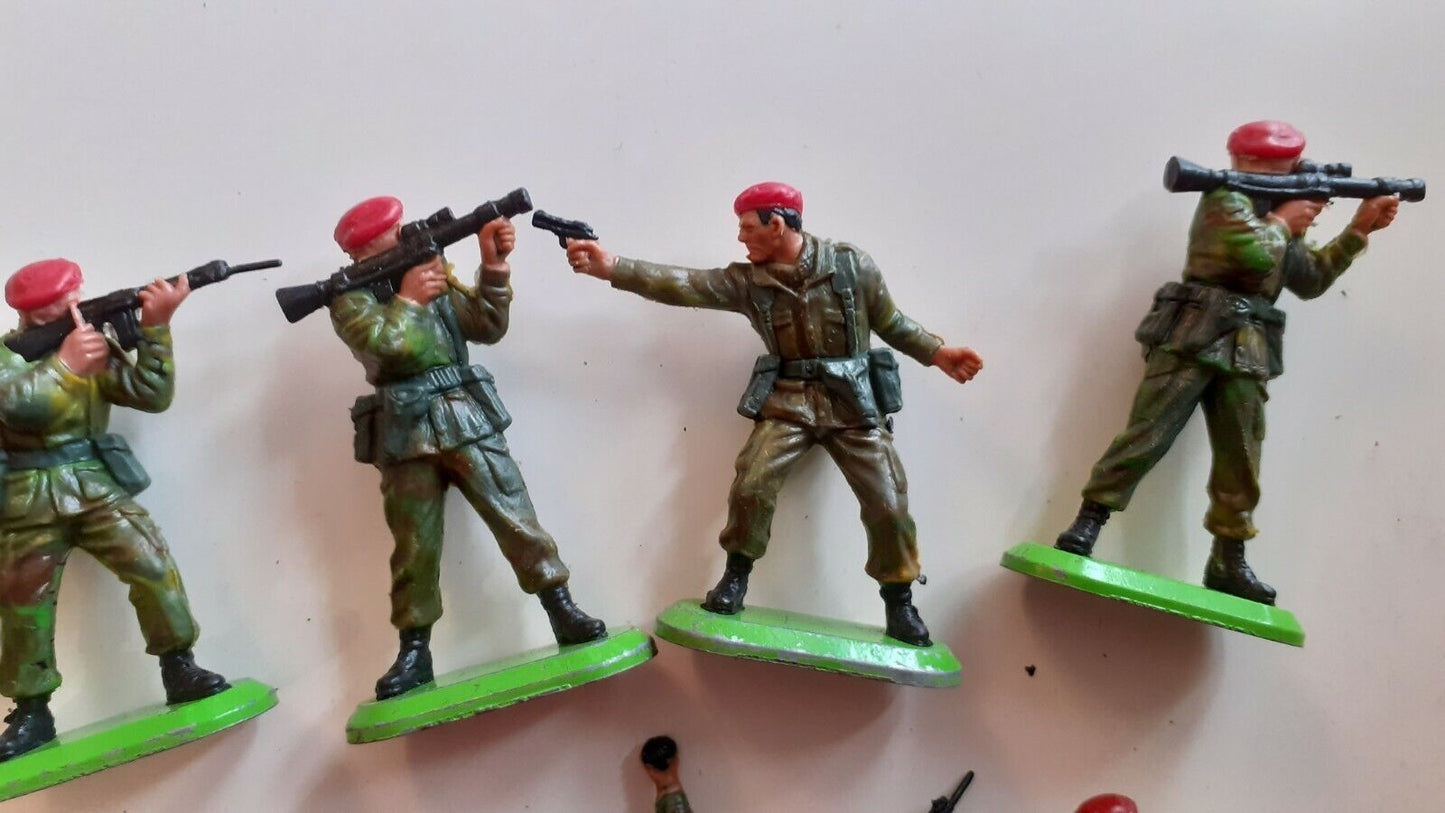 Britains deetail ww2 paras paratroopers 1970s 1:32 b2