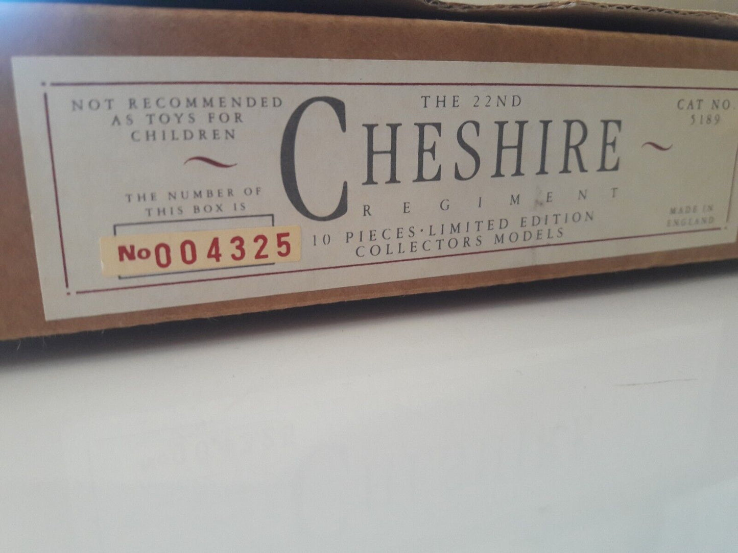 Britains limited edition cheshire regiment 1989 1:32 5189 300th anniversary