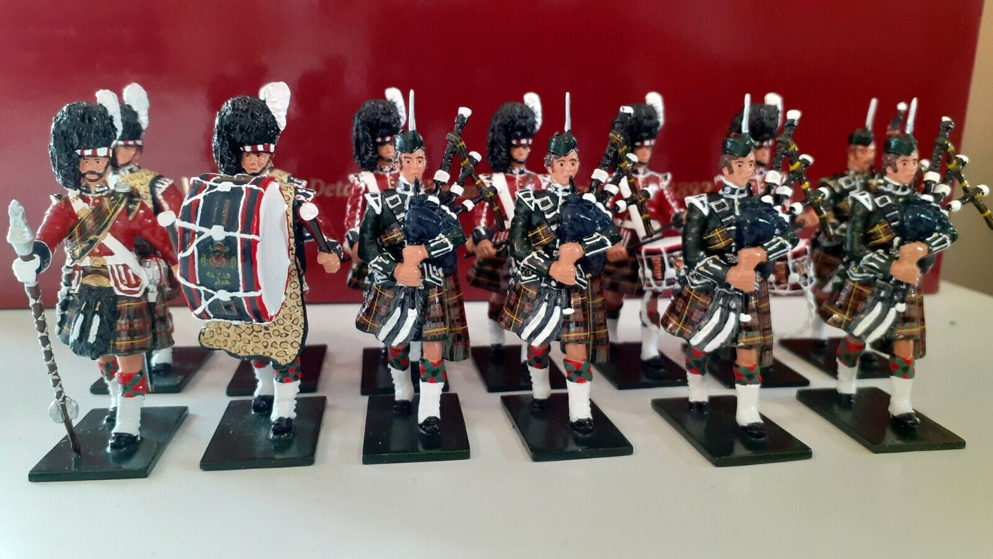 Britains limited edition pipes drums cameron highlanders 79th 2008 48004 boxed