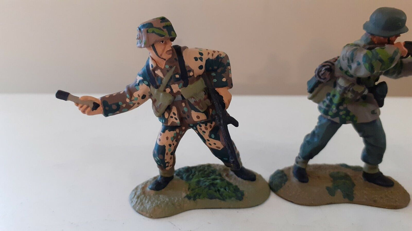 Britains 17146 ww2 german waffen assault set metal boxed 1:32