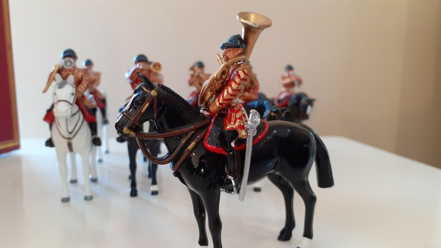 BRITAINS 00074 lifeguards state dress 9 piece MOUNTED BAND 1999 1:32 set 2