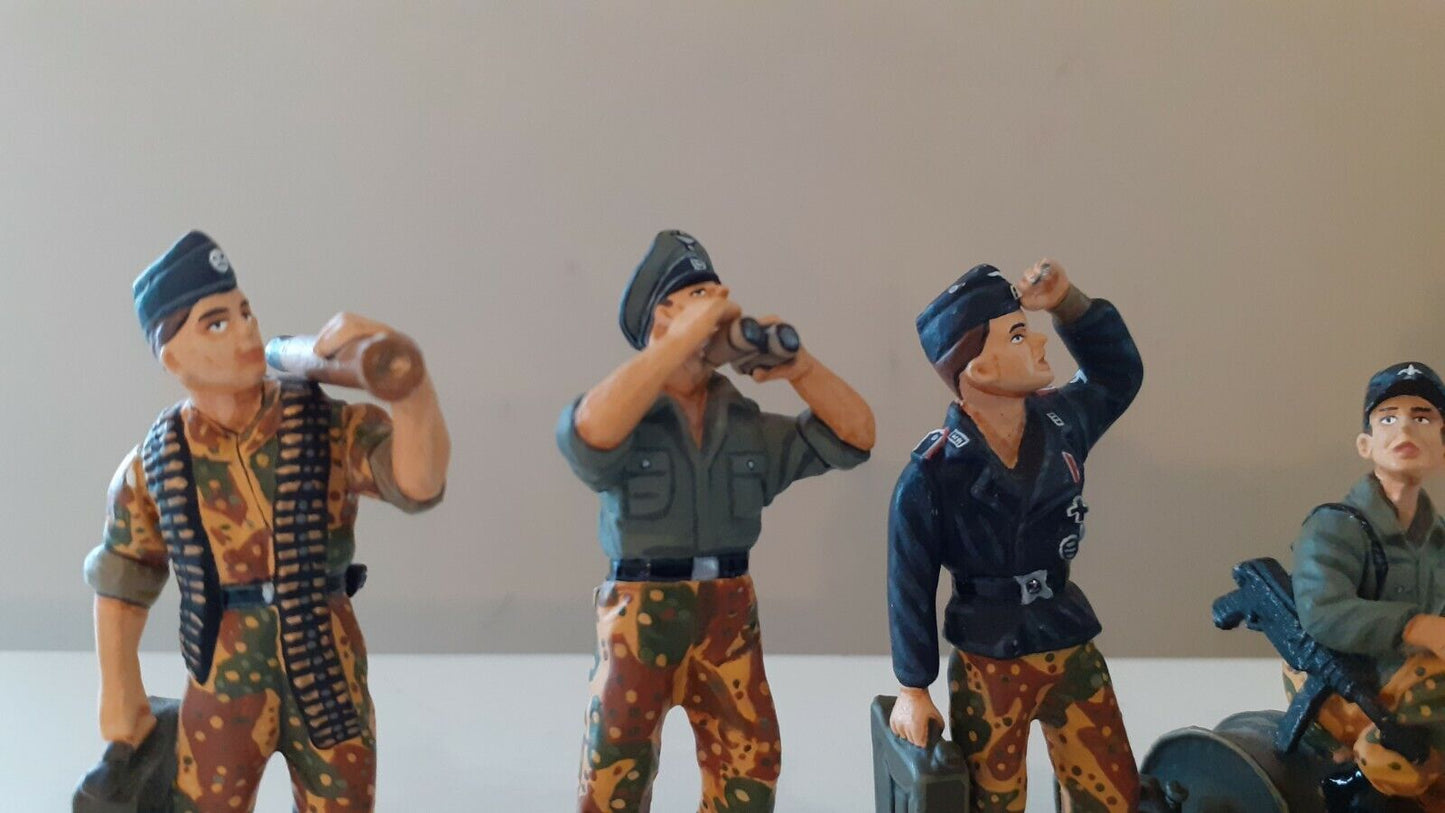 king and country early ws016 ww2 German panzer crew wittman 1:30 metal boxed
