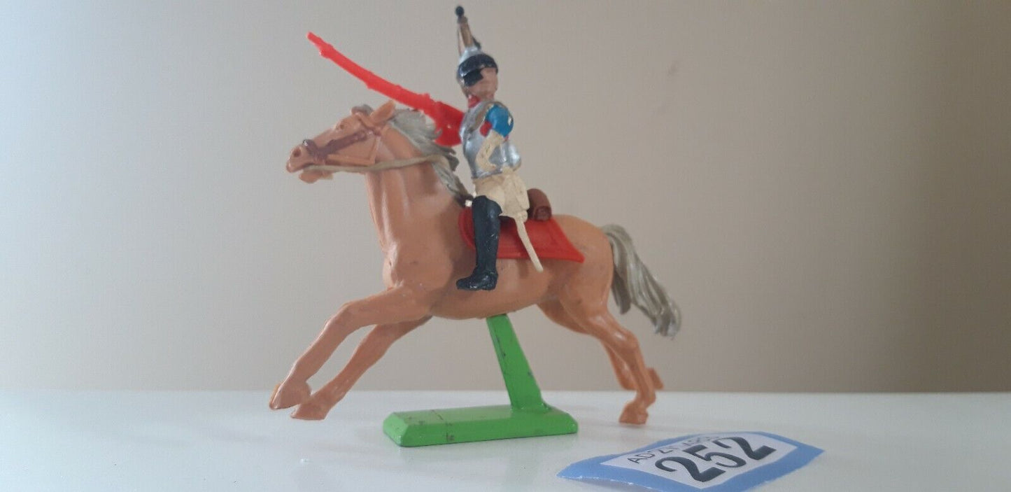 Britains deetail waterloo french cavalry cuiraissier with carbine1970s 1:32 b2