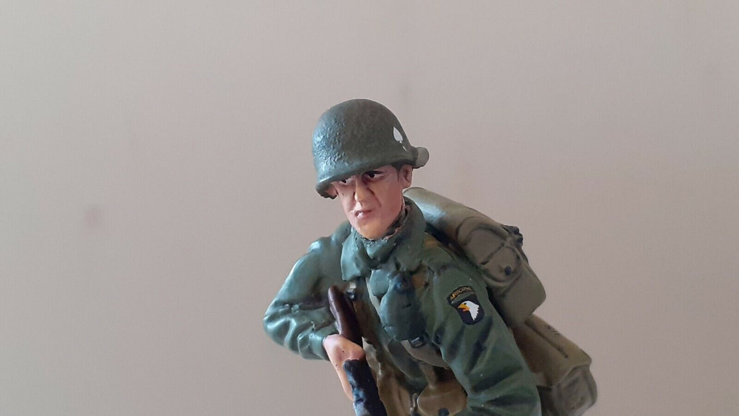 Britains 25043 ww2 us 101st airborne paratroopers 1:32 winter metal boxed b6