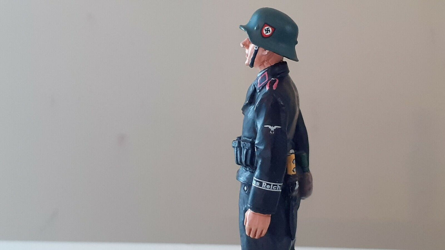 King and country ww2 german panzer waffen sentry parade ws156 no box w4