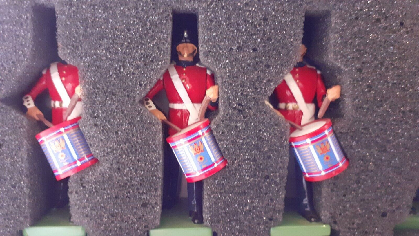 Britains 00092 deetail ceremonial band bagpipes scots guards 2001 1:32
