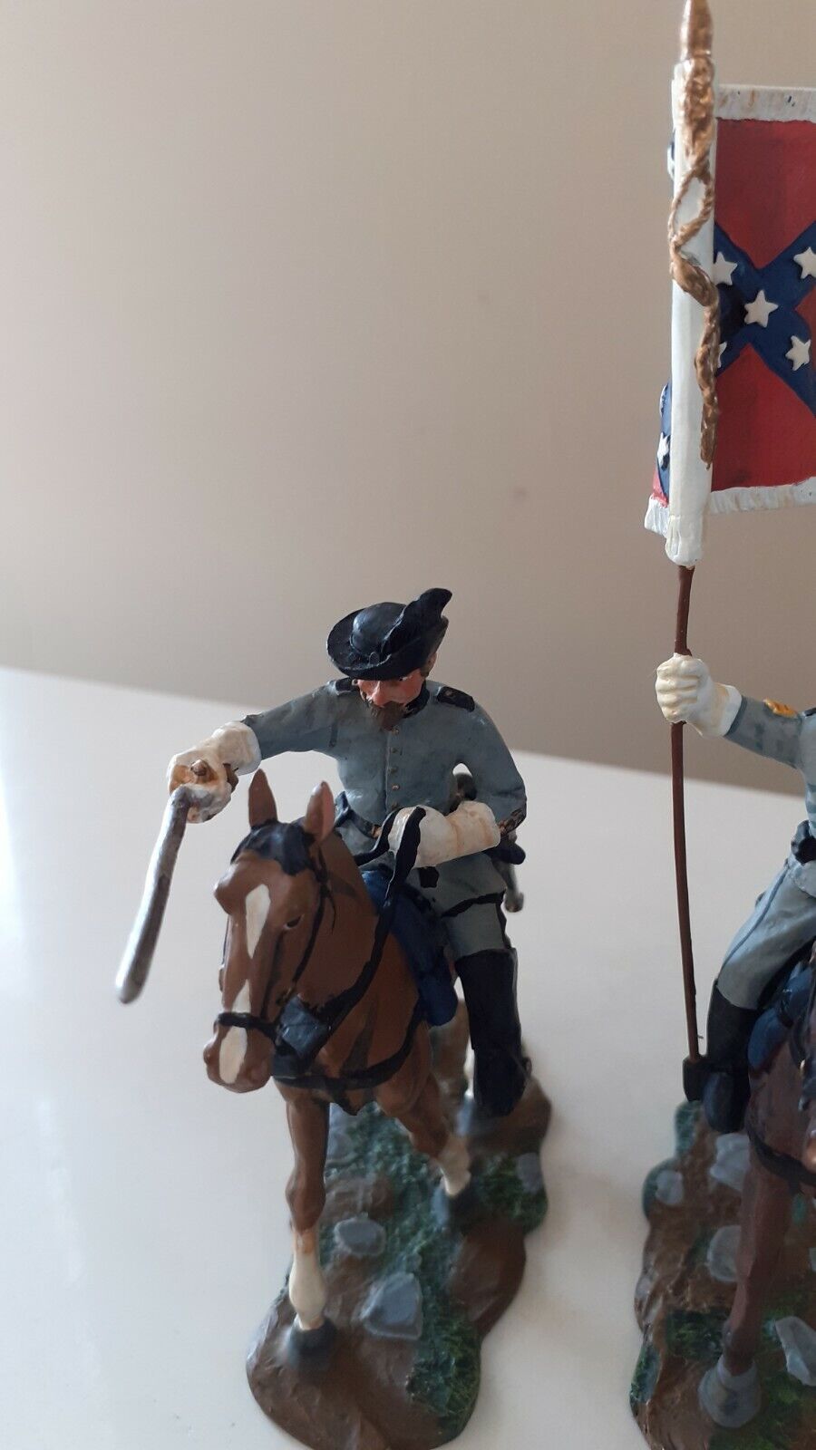 Britains 17372 acw confederate cavalry guidon boxed 1:32