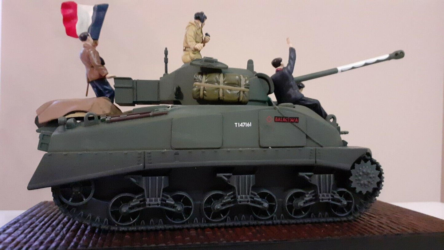 Britains 41165 2005 ww2 Sherman tank ve day 60th anniversary base boxed 1:32