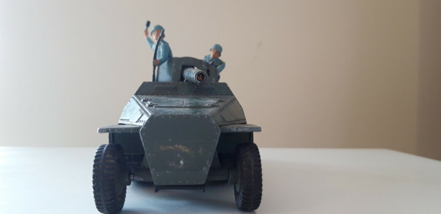 Britains deetail crew dinky ww2 german tank destroyer 1970s 1:32 b1