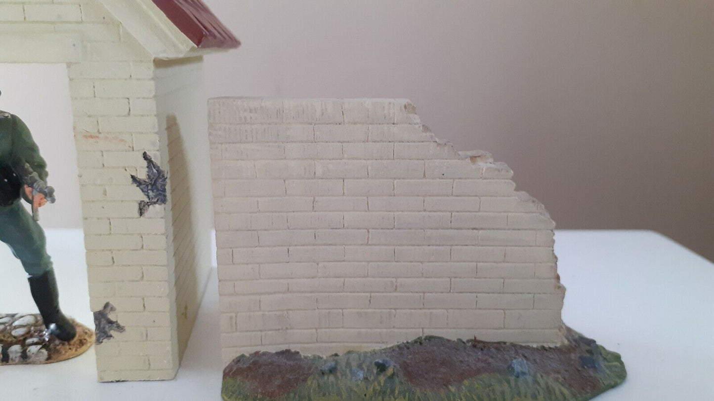 Britains ww2 scenery diarama Waterloo hougoumont Napoleonic 1:32 building sb