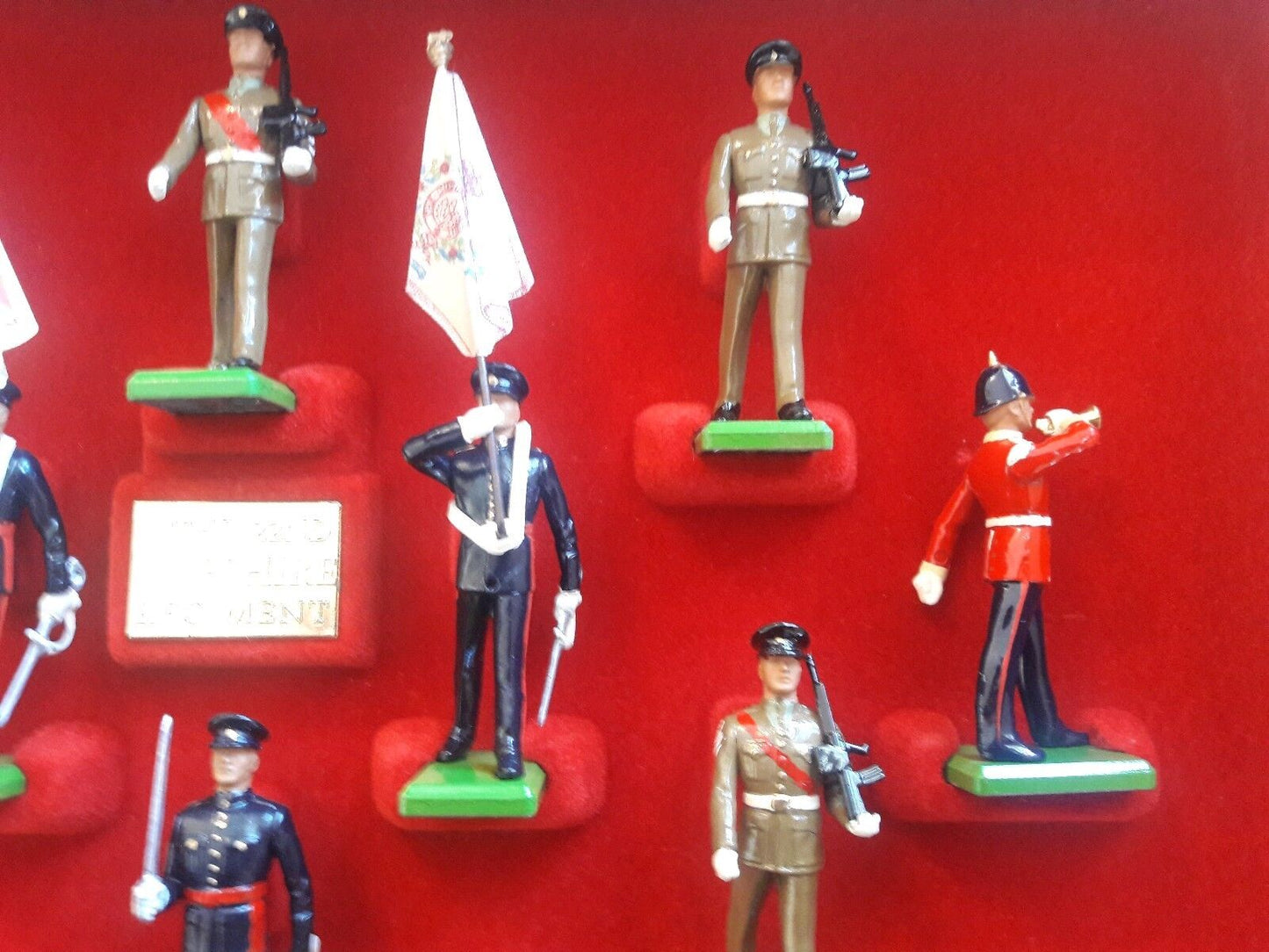 Britains limited edition cheshire regiment 1989 1:32 5189 300th anniversary