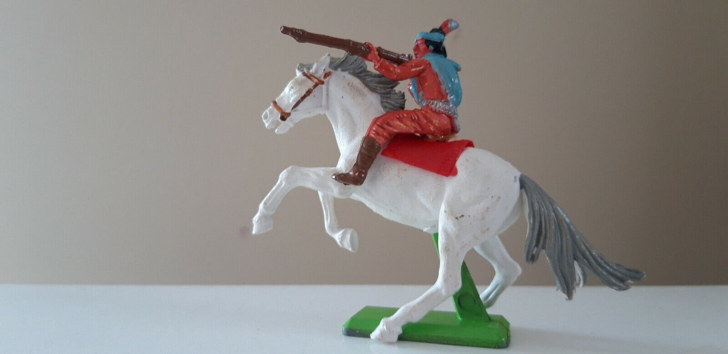 Britains deetail wild west Apache Indians 7th cavalry 1:32 b1