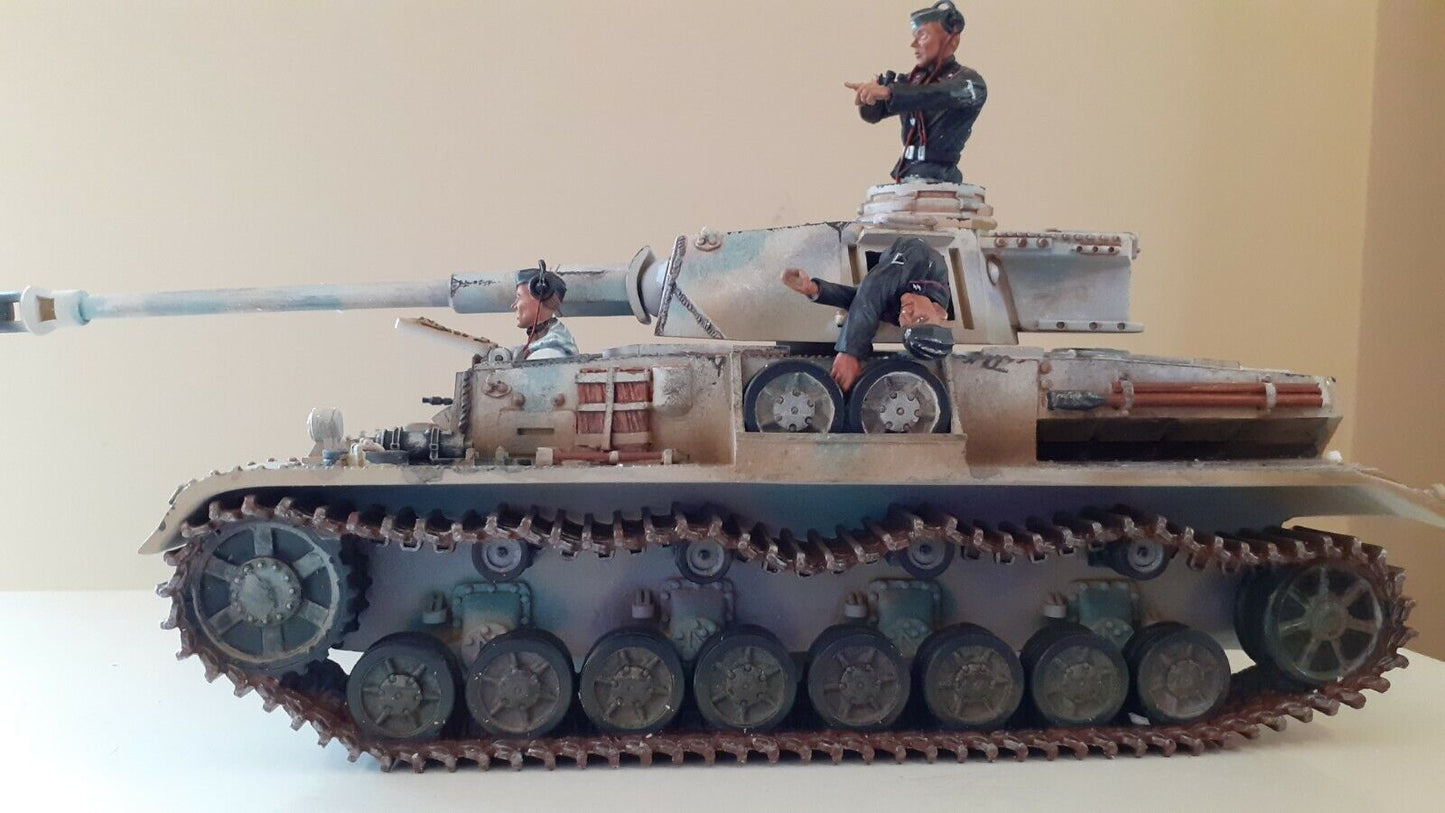 The collectors showcase ww2 German tank panzer iv pzkfwiv aus.g cs00434 1:30