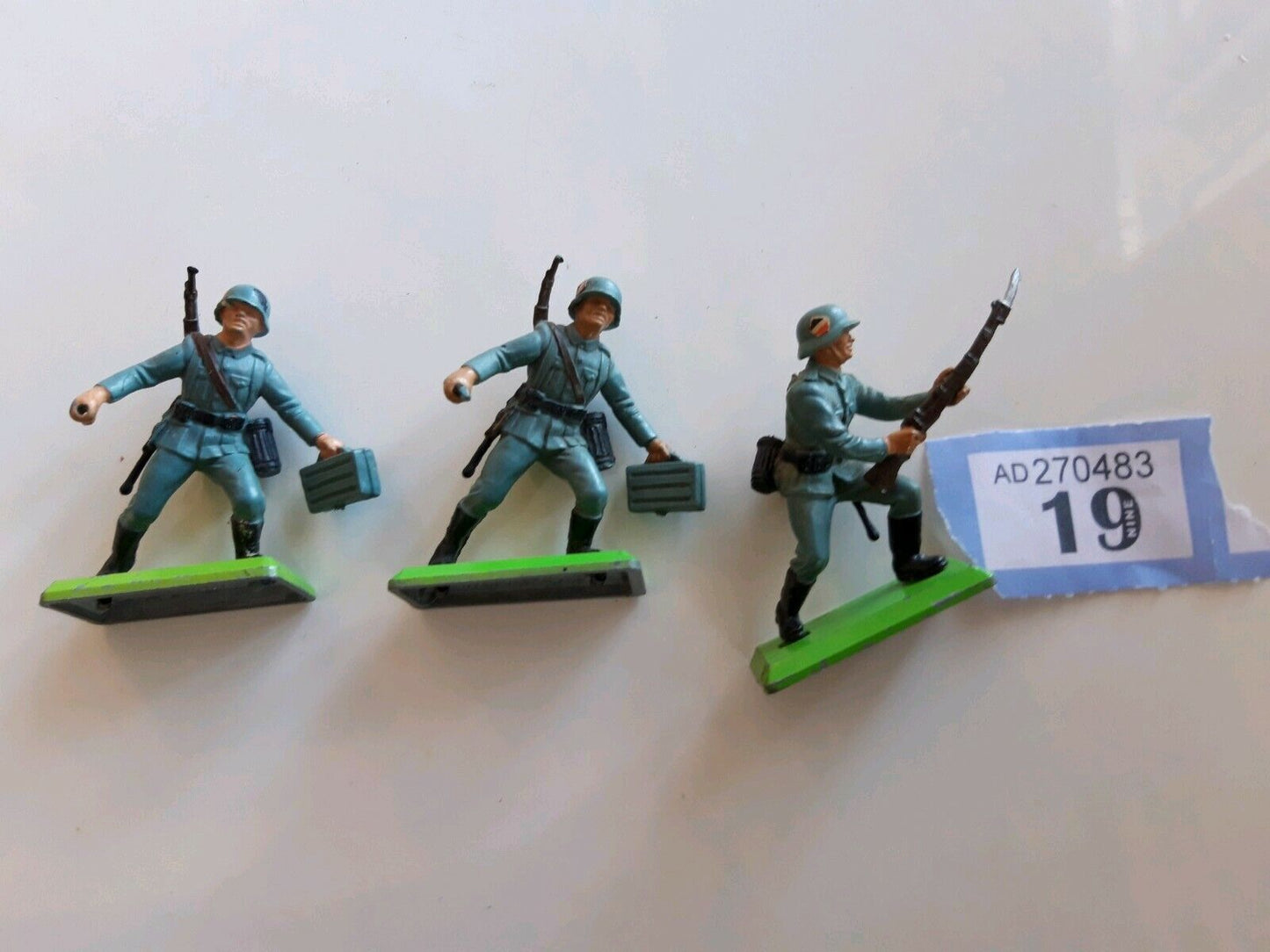 Britains deetail ww2 german british infantry 1970s 1:32