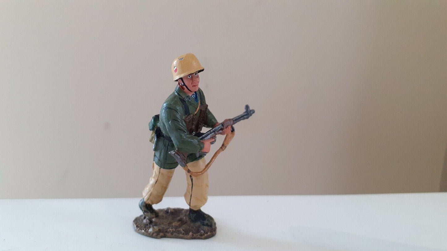 New Model Army ww2 german GFJ2 Fallschirmjagers Afrika Korps one figure no box