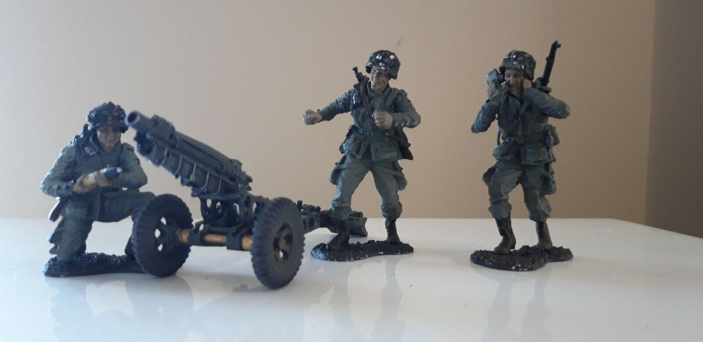 Collectors showcase ww2 us 101st airborne paras howitzer d-day arnhem cs00208