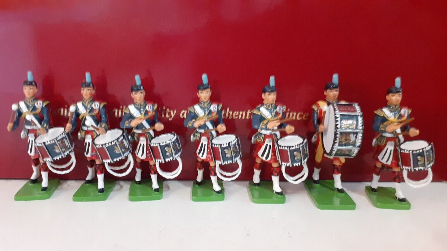 BRITAINS 43041 raf leuchars pipes drums large 20 piece BAND 2005 1:32 boxed
