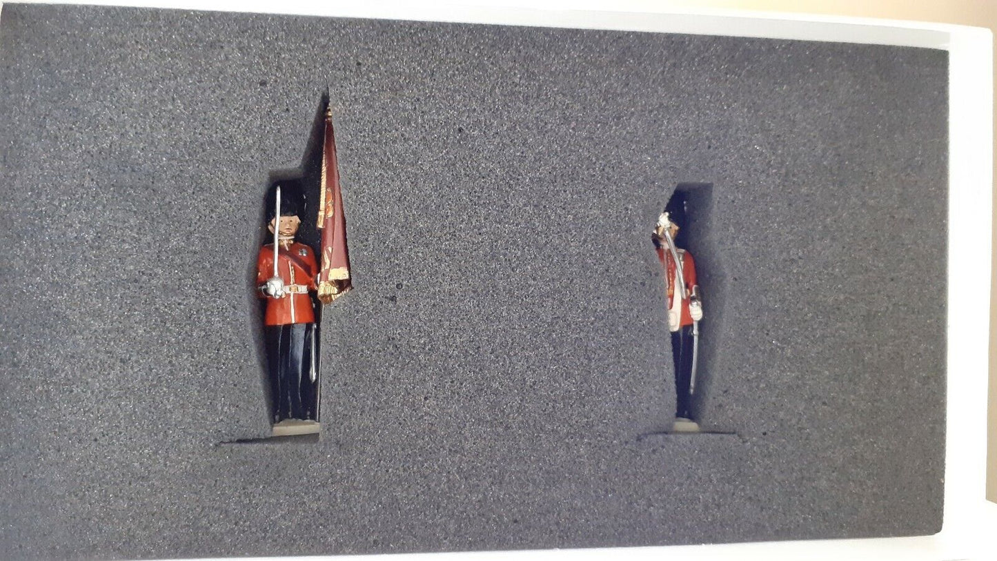 Britains ceremonial Welsh guards 1:32 metal figure buckingham palace 40110