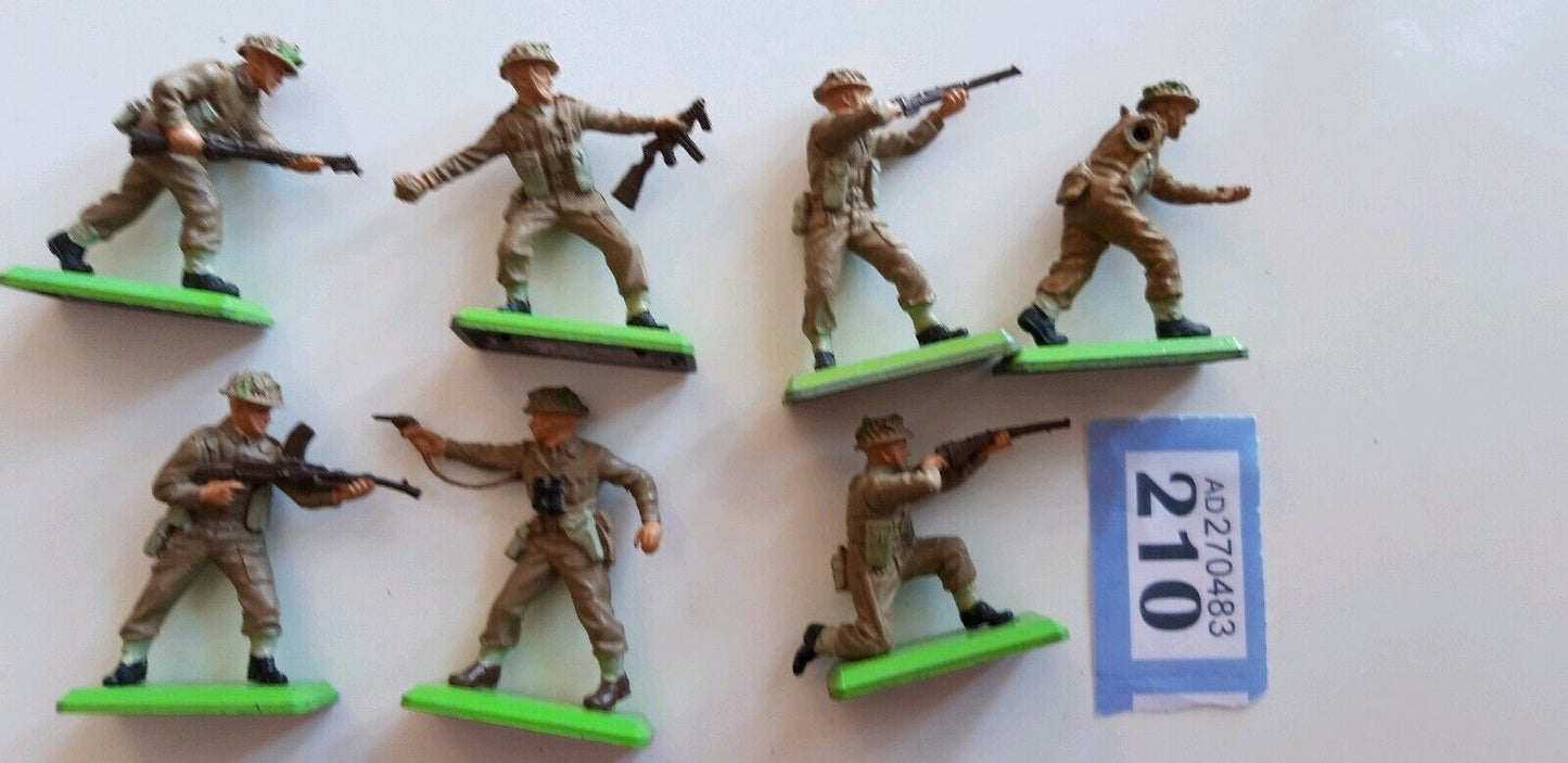 Britains deetail ww2 british infantry 1970s 1:32 b2