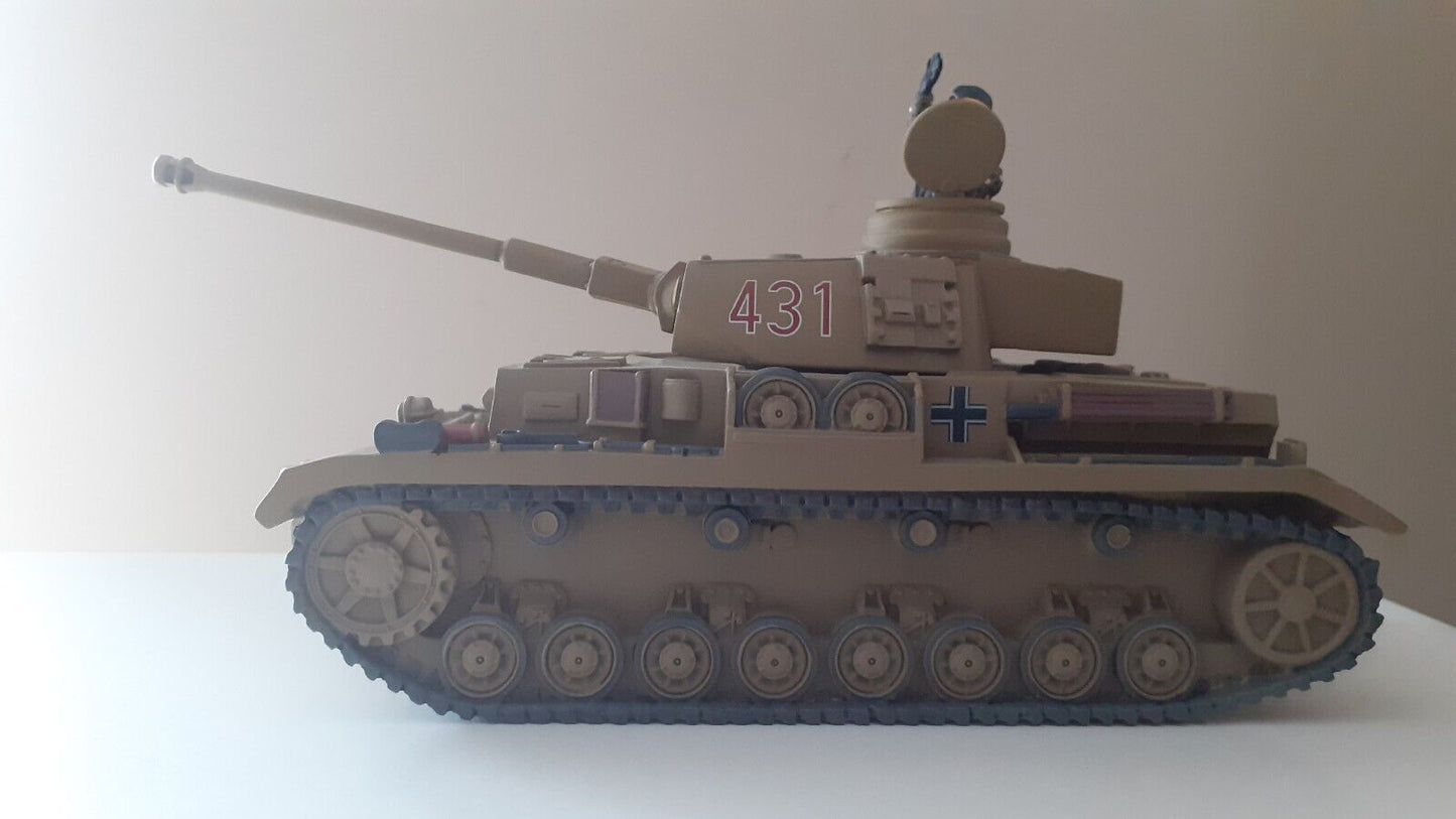 Britains 17460 431 00285 ww2 German panzer iv tank and rommel boxed 1:32