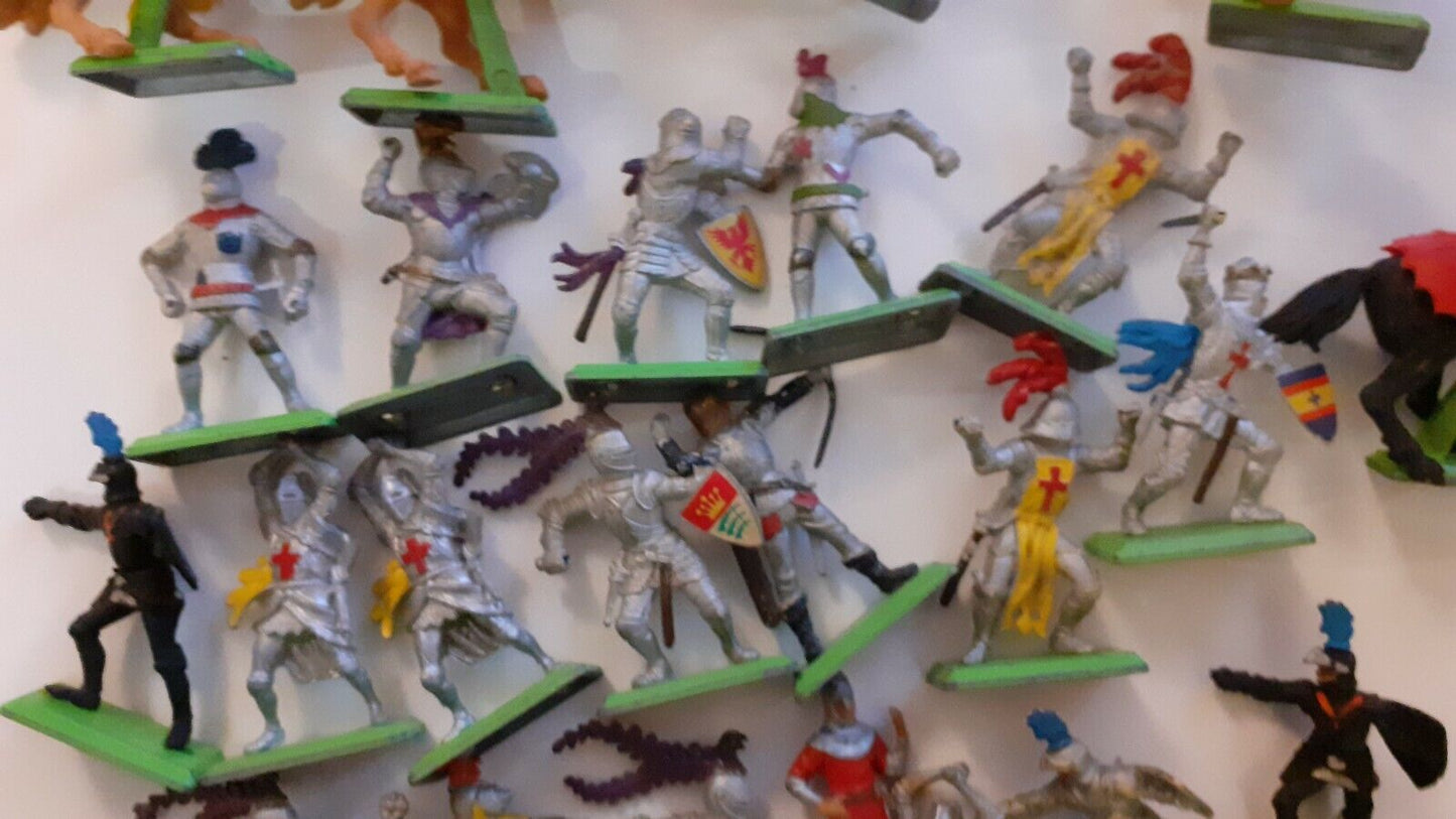 Britains deetail knights crusaders 1970s 1:32 b2