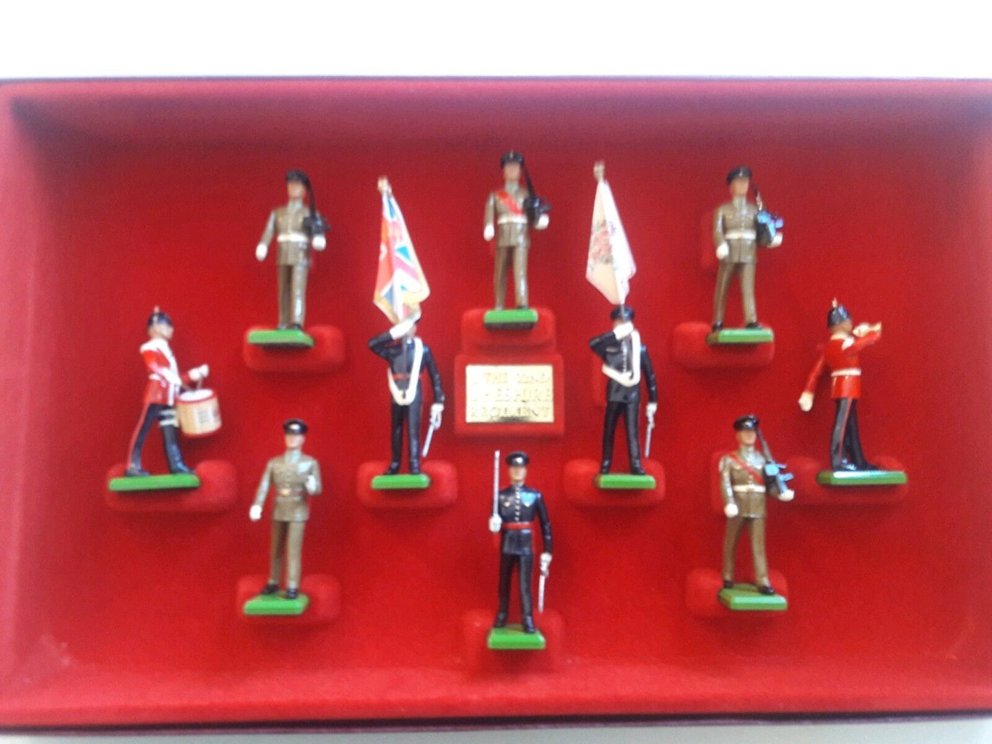 Britains limited edition cheshire regiment 1989 1:32 5189 300th anniversary