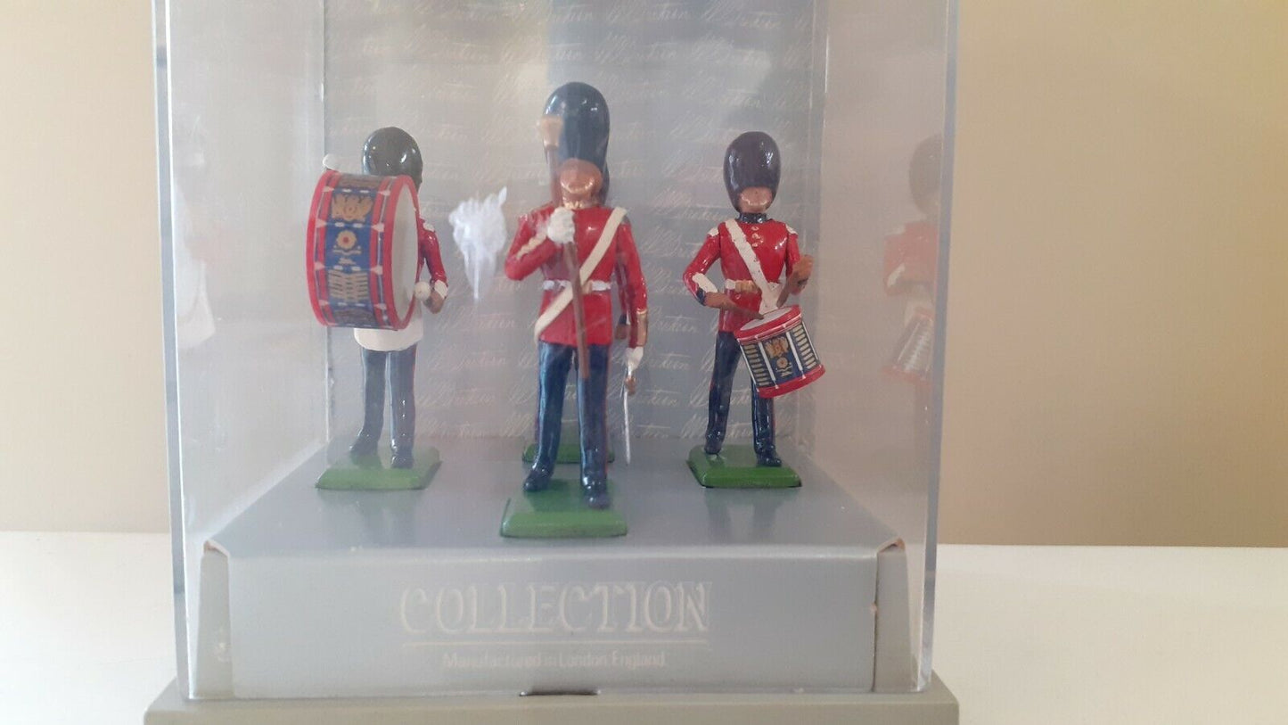 Britains ceremonial Scots guards band 1989 perspex box walthamstow 1:32