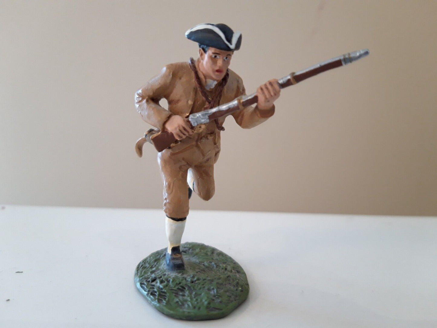 Britains awi American revolution 17236 minuteman 1:32