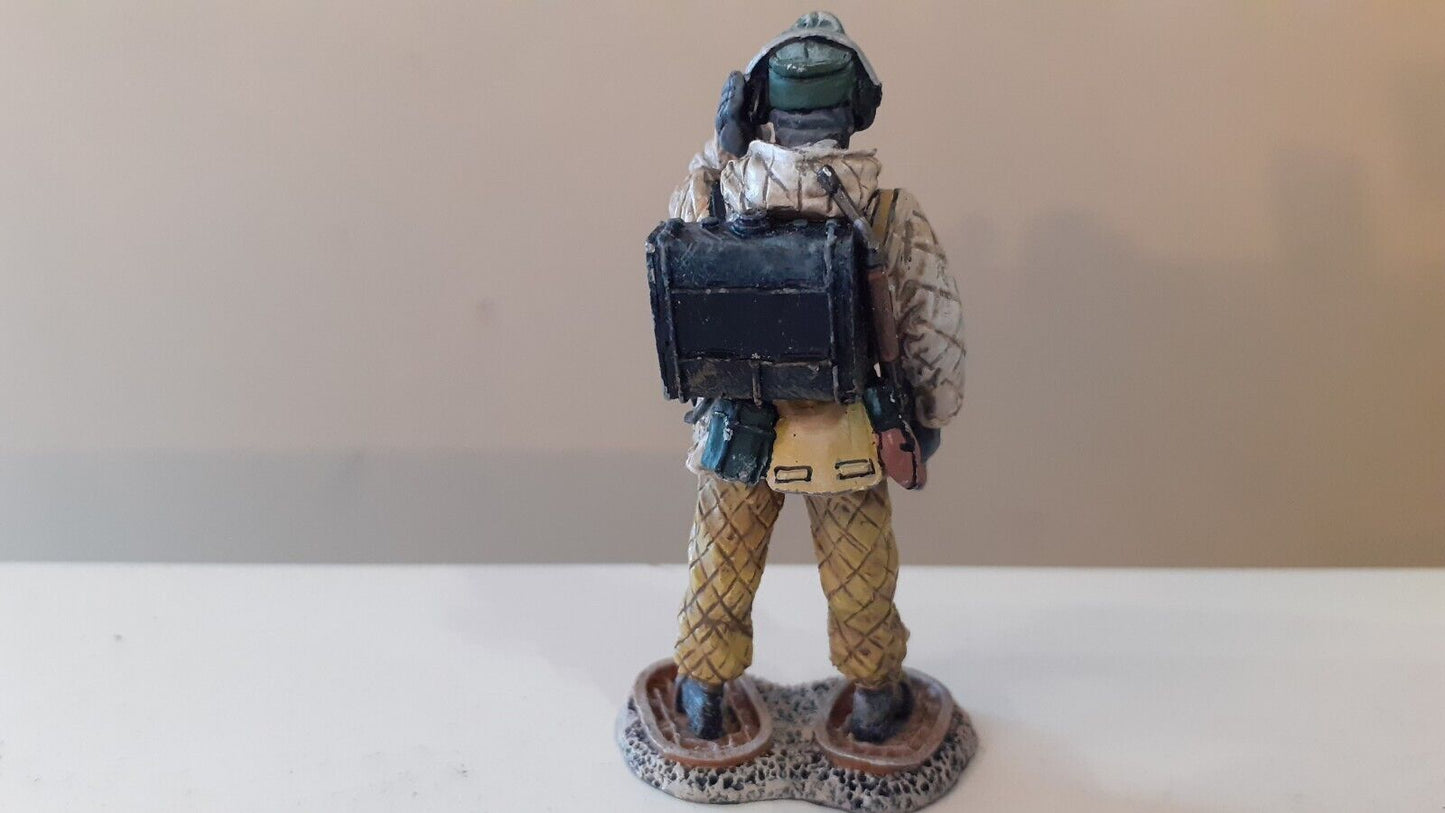 King and country ww2 german bastogne radio operator 2016 no box bbg106 w13