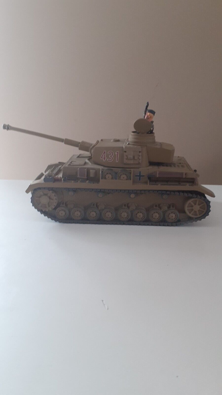 Britains 17460 431 00285 ww2 German panzer iv tank and rommel boxed 1:32