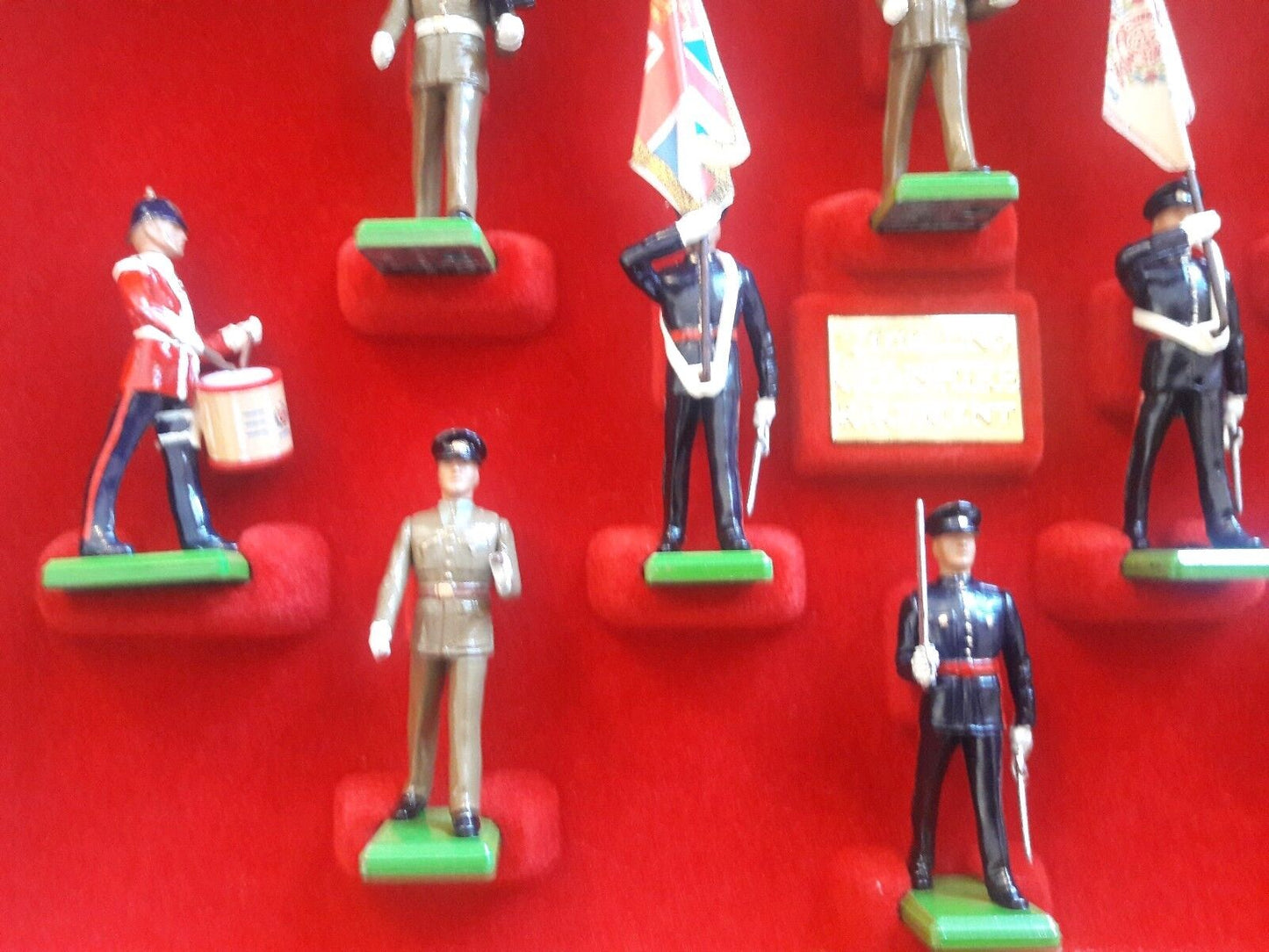 Britains limited edition cheshire regiment 1989 1:32 5189 300th anniversary