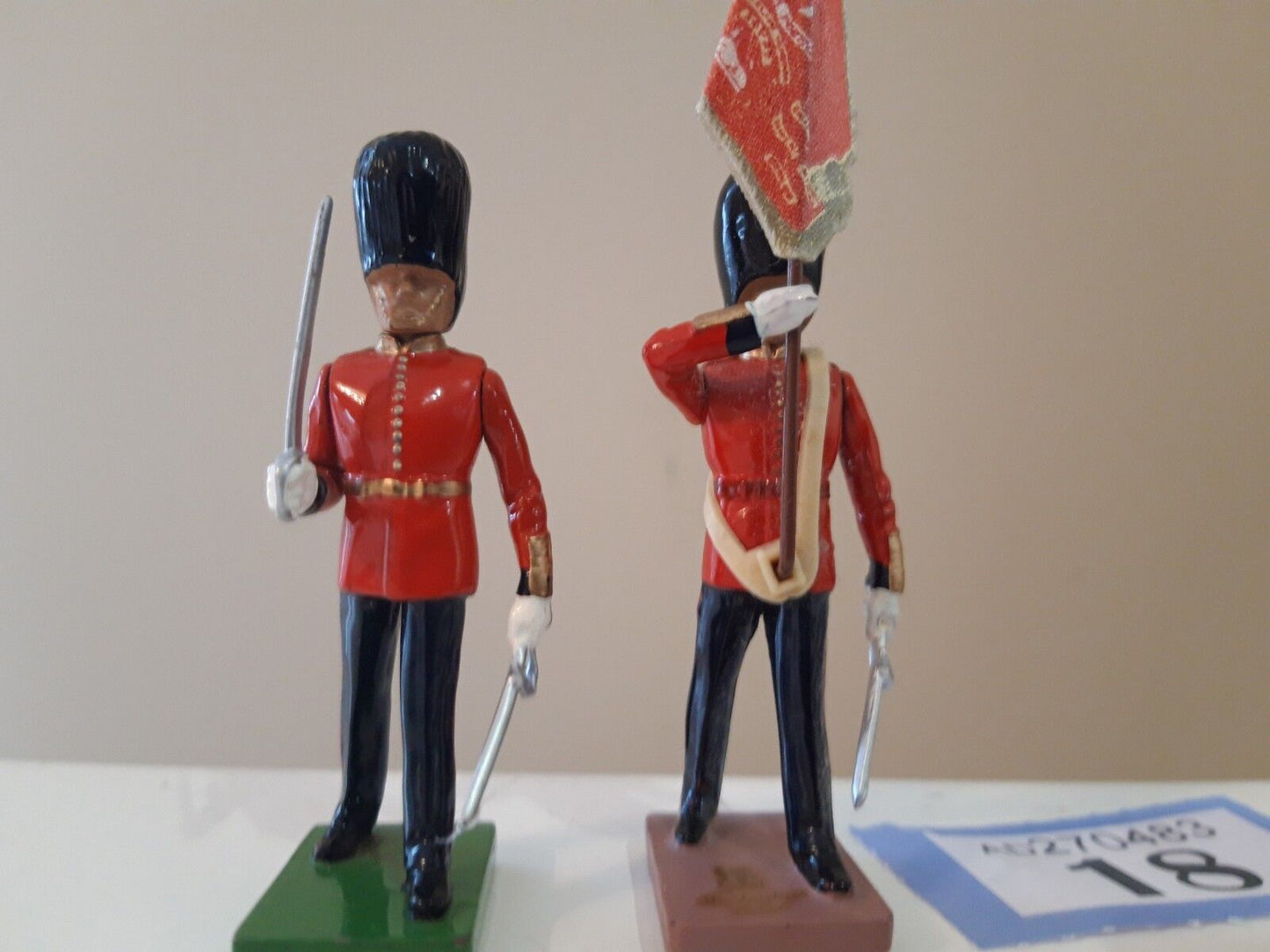 Britains ceremonial scots grenadier guards 1:32 metal figures b1