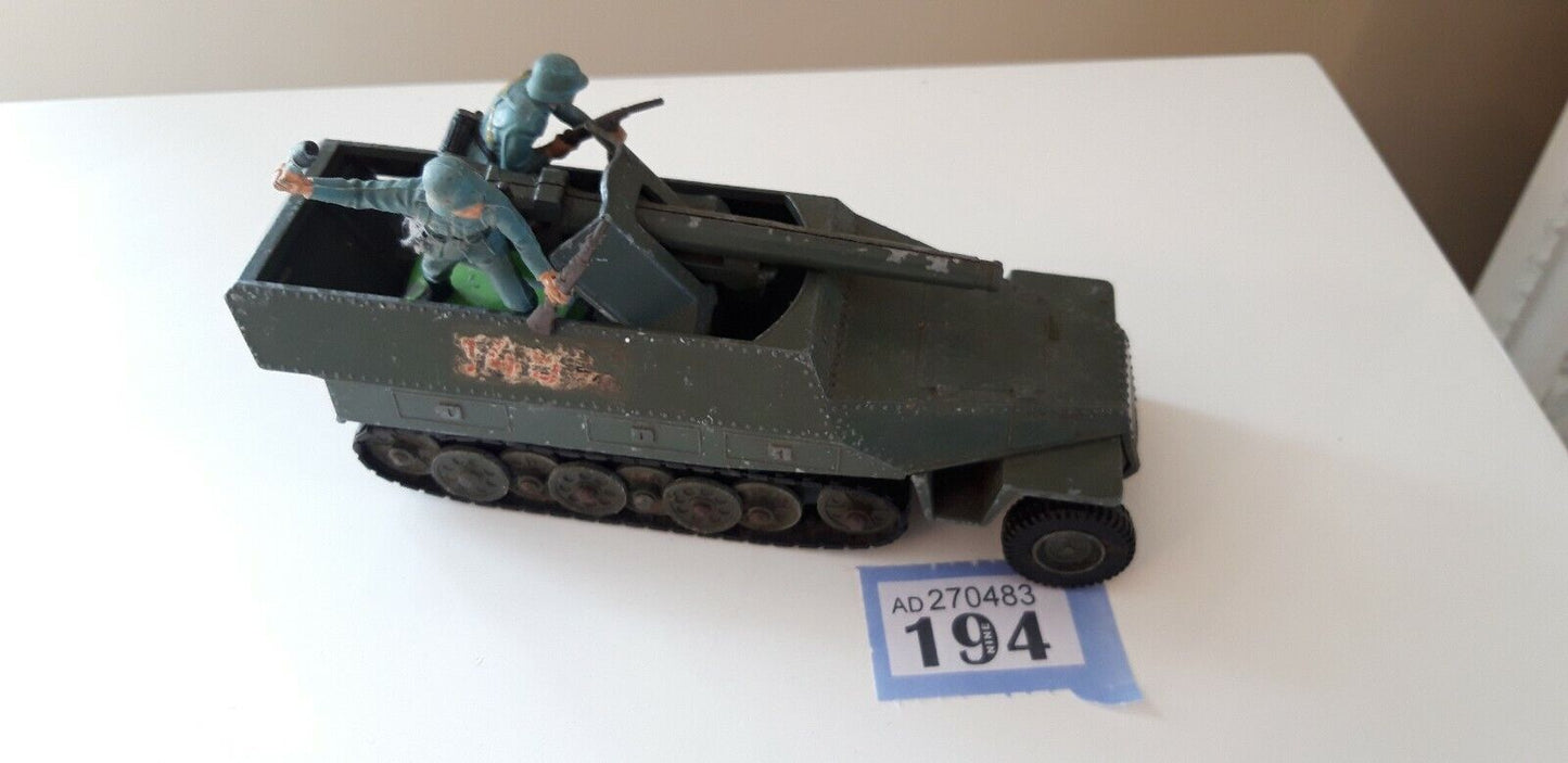 Britains deetail crew dinky ww2 german tank destroyer 1970s 1:32 b1
