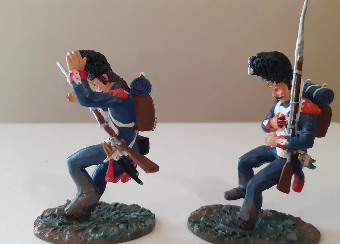 Britains 17298 napoleonic Waterloo hougoumont french guards wounded metal boxed