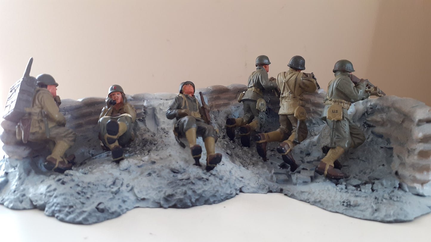 BRITAINS 17499 ww2 hold to last round dietz battle of bulge 2004 1:32  boxed wdb