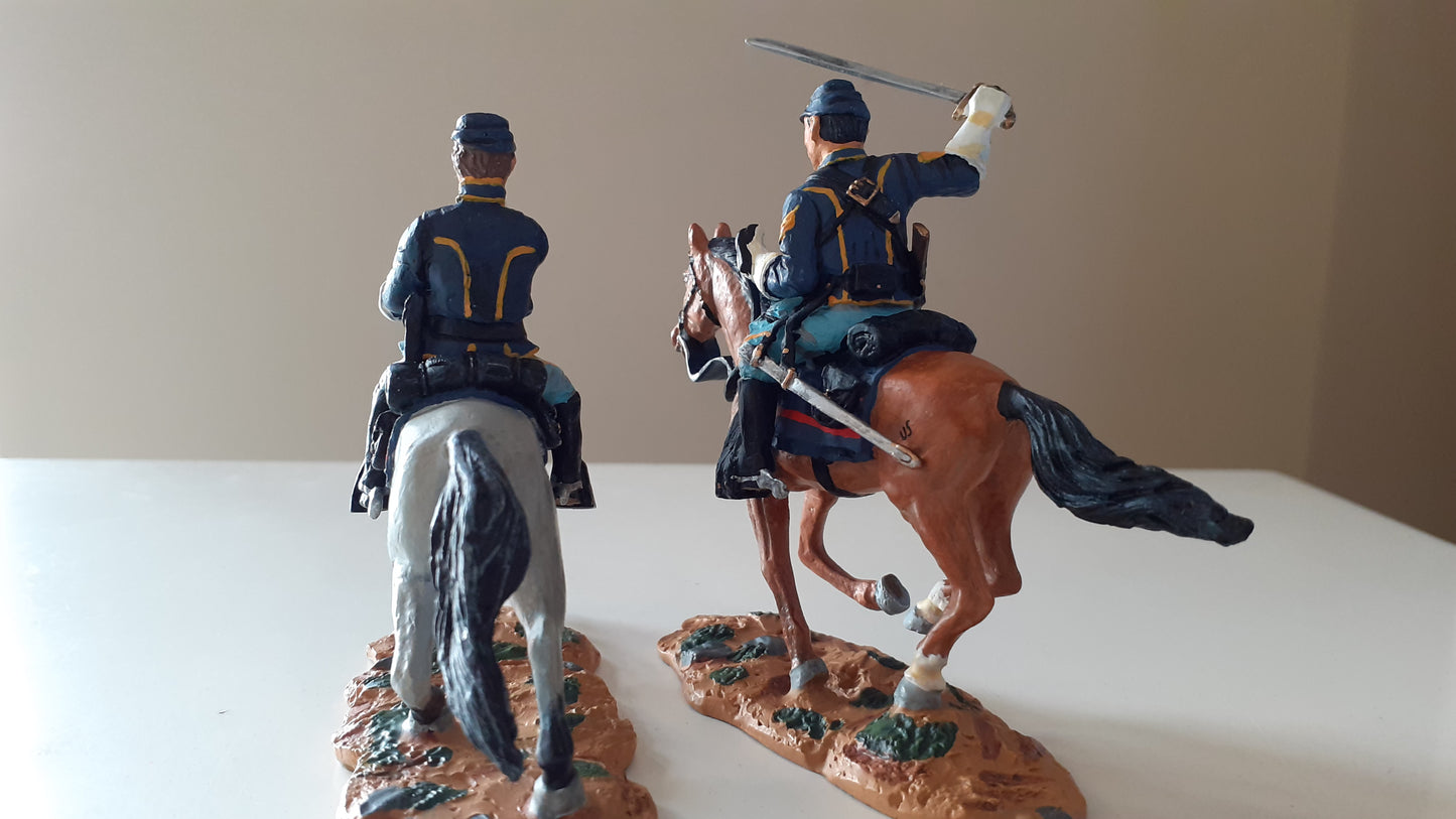 BRITAINS 17399 acw union cavalry bugler sergeant 2002 1:32  boxed