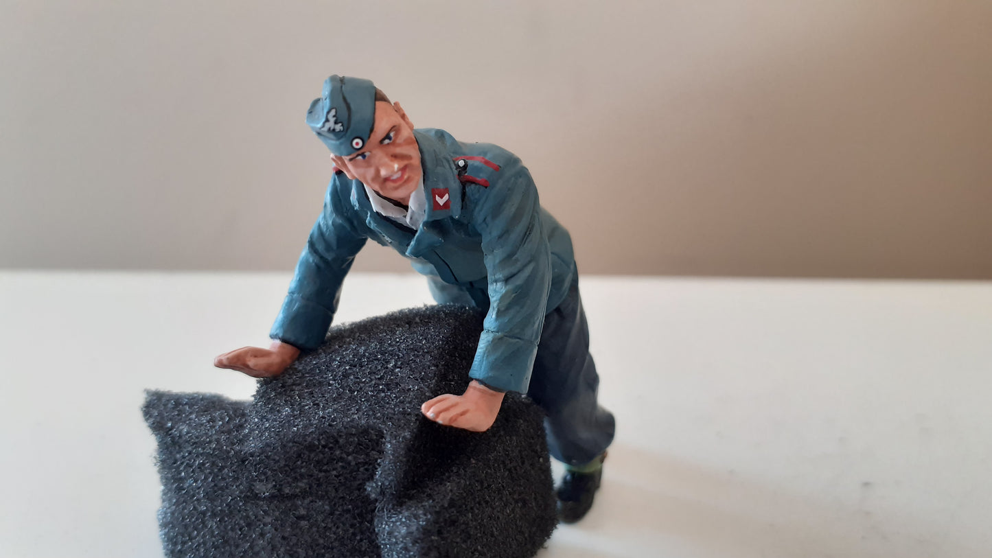 King and country ww2 german luftwaffe Airman Crew Chief No Box lw042 2009 w16